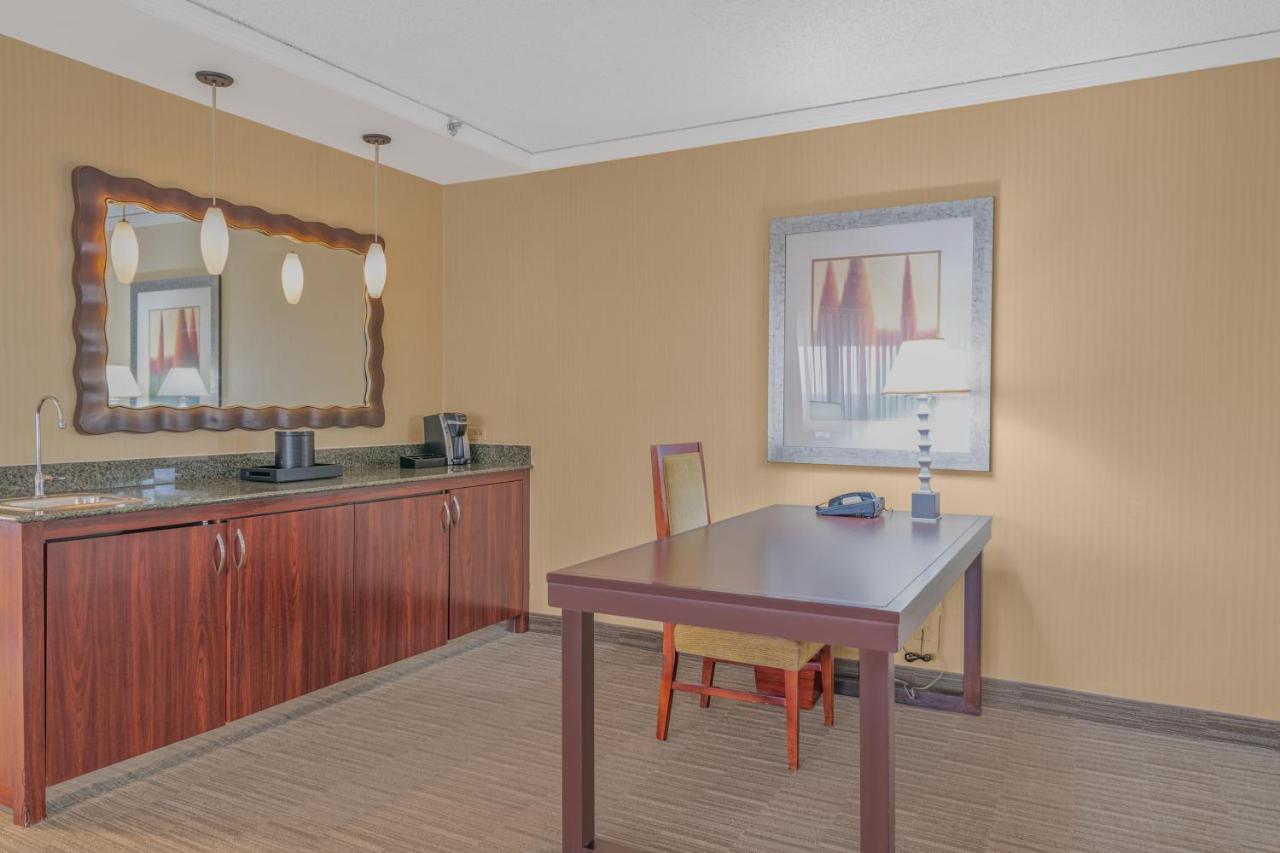 Harmony Suites Secaucus Meadowlands 외부 사진